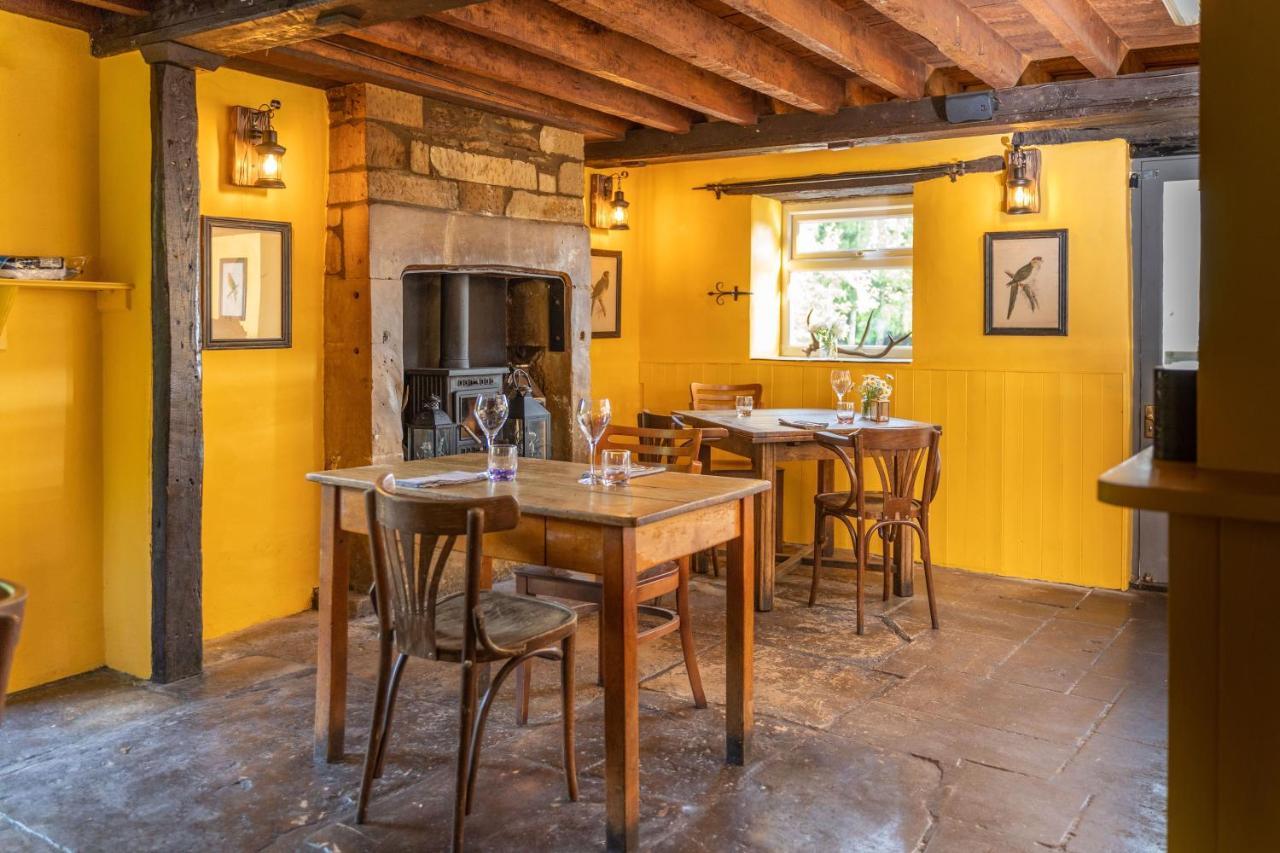 Rising Sun Pub, Restaurant And Rooms Lacock Luaran gambar
