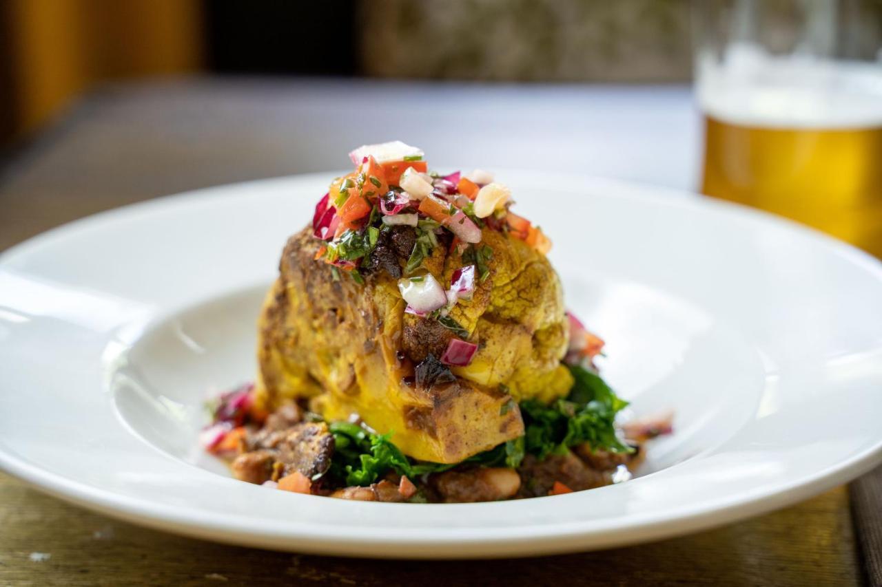 Rising Sun Pub, Restaurant And Rooms Lacock Luaran gambar