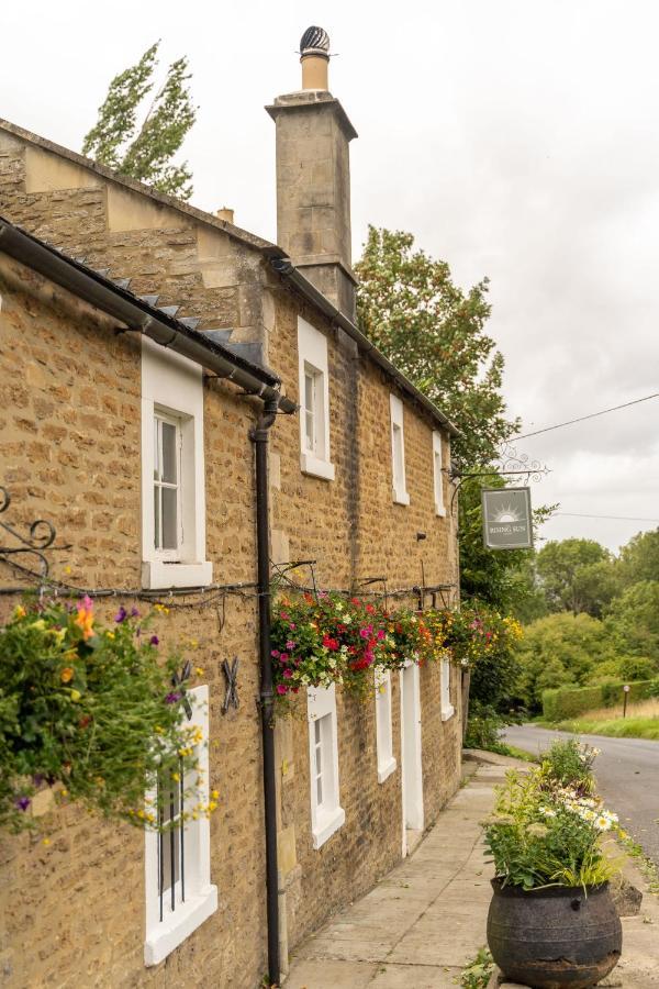 Rising Sun Pub, Restaurant And Rooms Lacock Luaran gambar